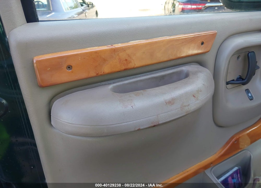 2002 CHEVROLET EXPRESS VIN: 1GBFG15R121104534