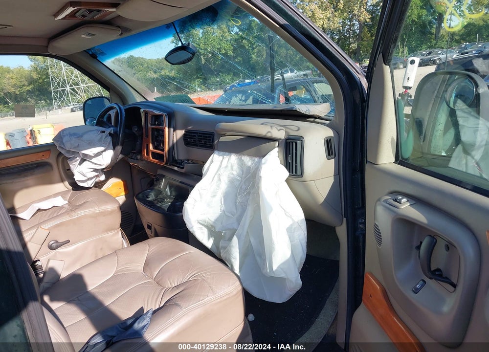 2002 CHEVROLET EXPRESS VIN: 1GBFG15R121104534