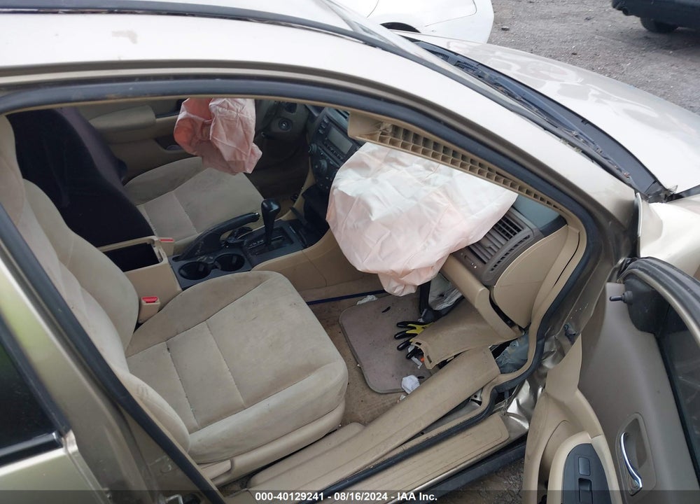 2003 HONDA ACCORD 2.4 DX VIN: 1HGCM56143A001537