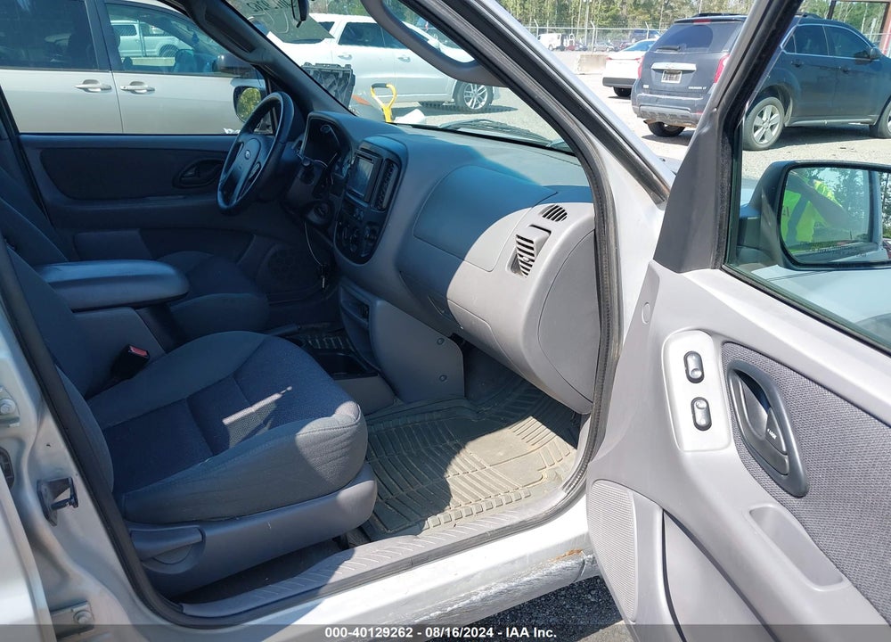2002 FORD ESCAPE XLT VIN: 1FMYU041X2KC76280