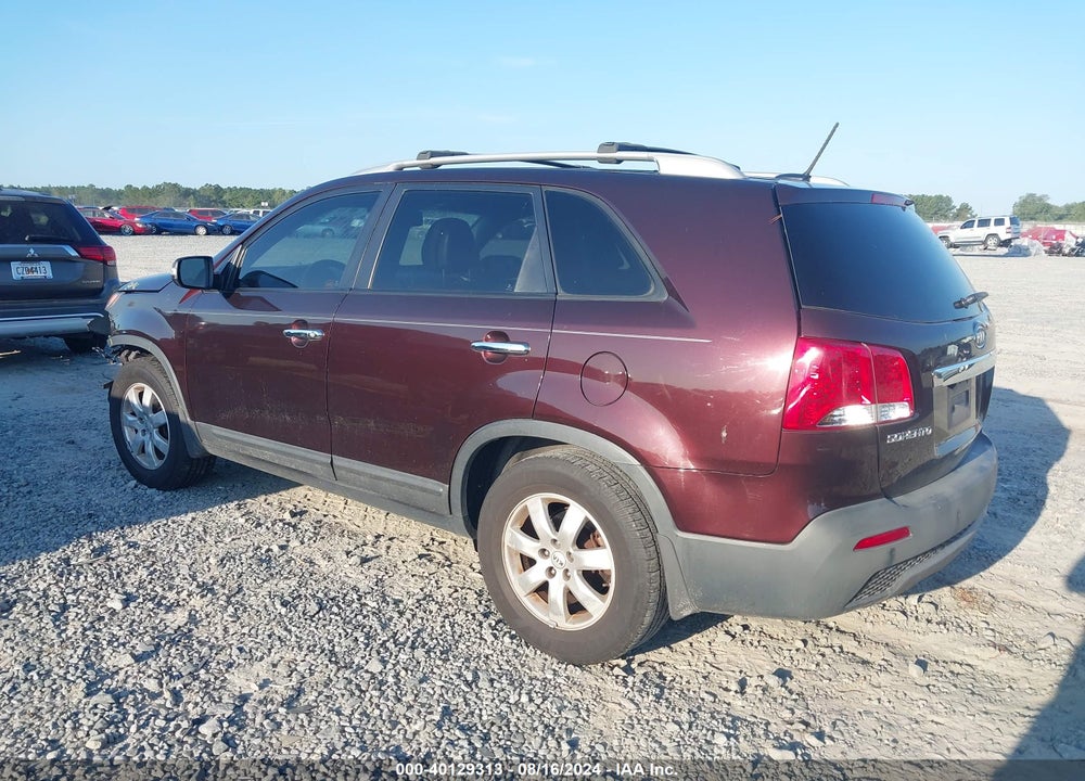 2012 KIA SORENTO LX VIN: 5XYKT3A63CG222065