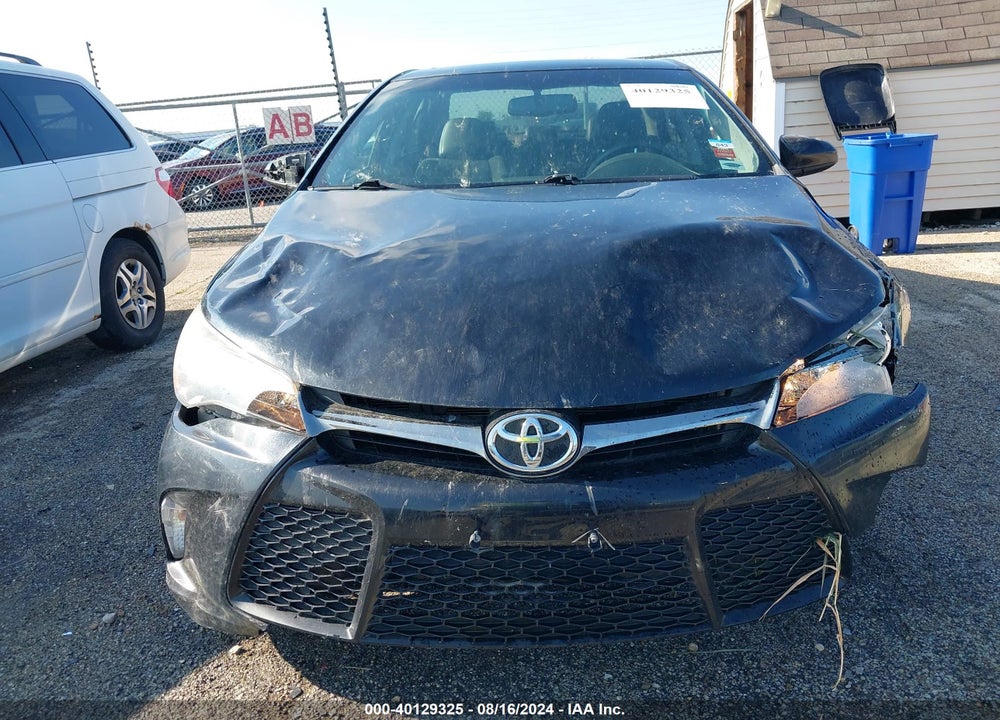 2015 TOYOTA CAMRY SE VIN: 4T1BF1FK3FU990094