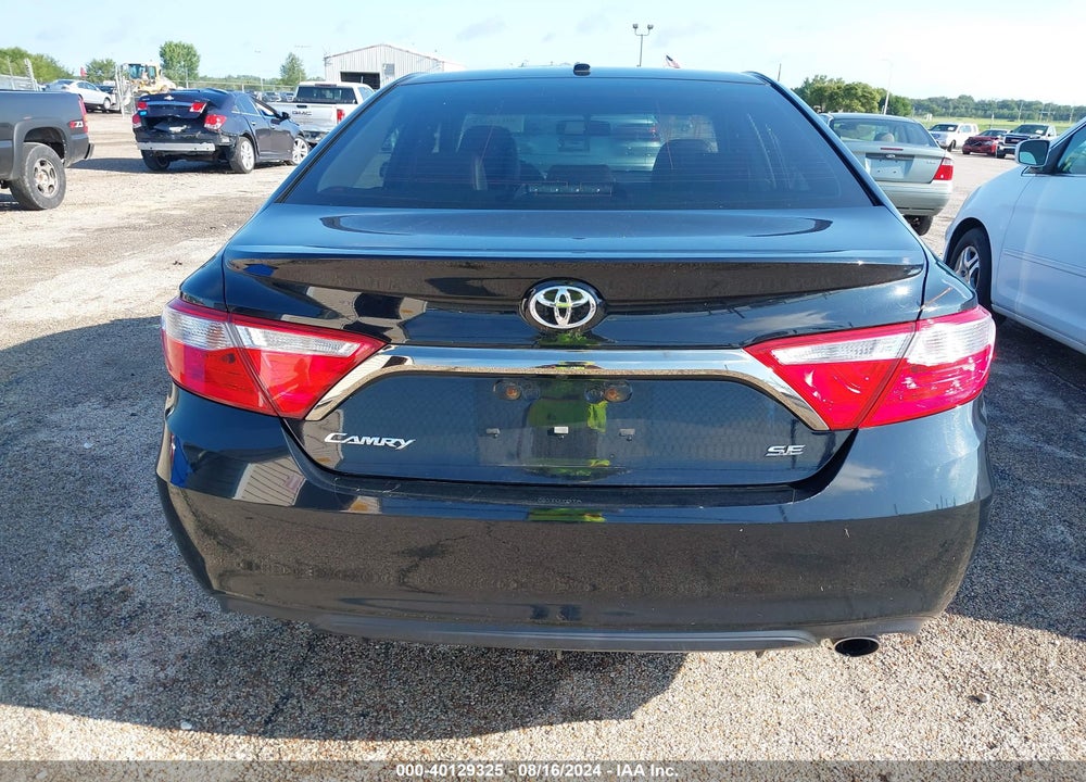 2015 TOYOTA CAMRY SE VIN: 4T1BF1FK3FU990094
