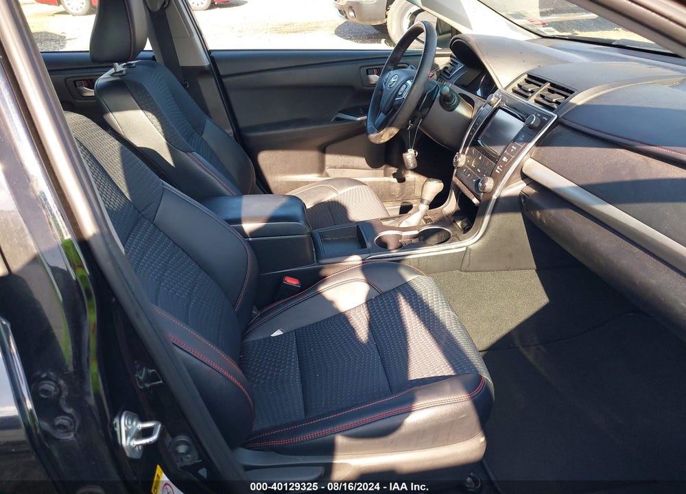2015 TOYOTA CAMRY SE VIN: 4T1BF1FK3FU990094