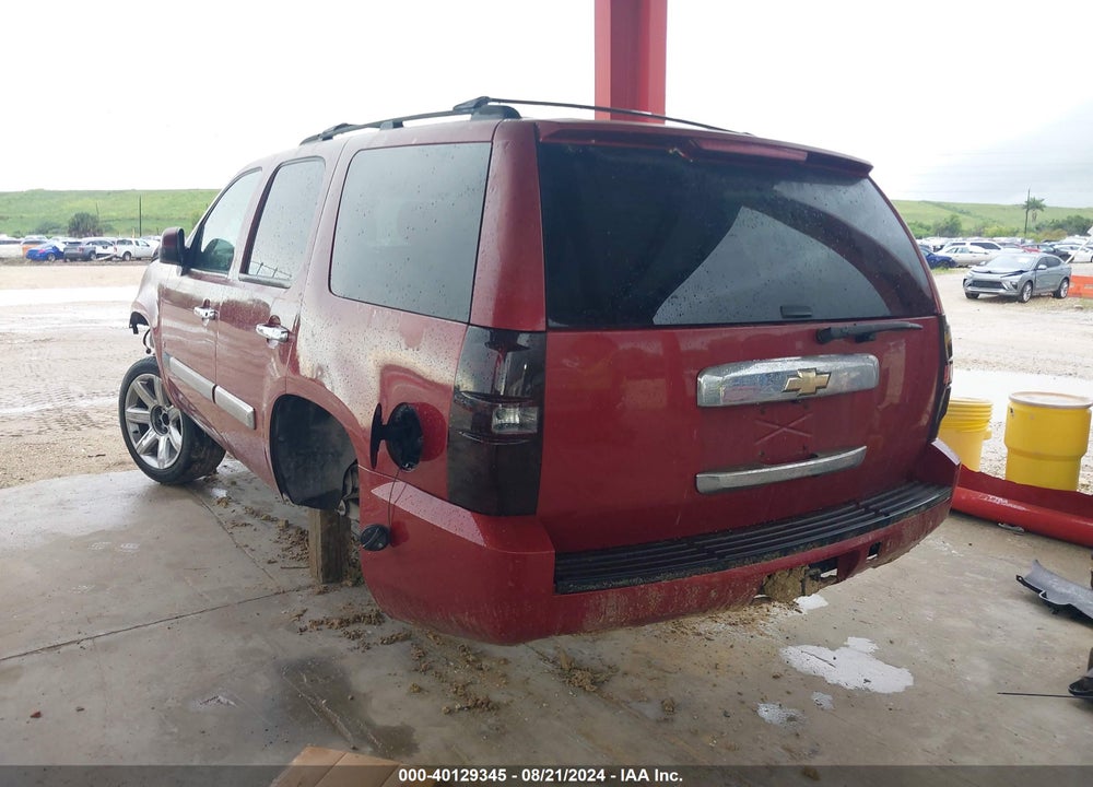 2007 CHEVROLET TAHOE LT VIN: 1GNFC13J07R147458