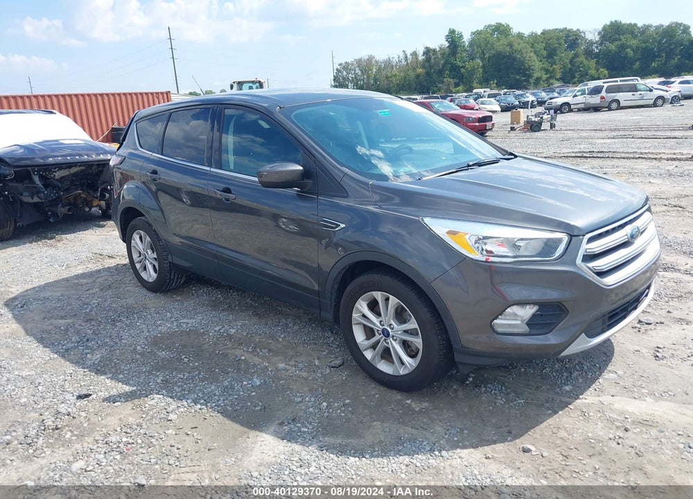 2017 FORD ESCAPE SE VIN: 1FMCU0G93HUE30613