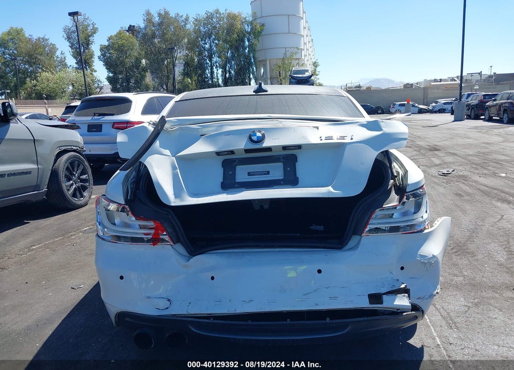 2013 BMW 135I VIN: WBAUC9C54DVM13727