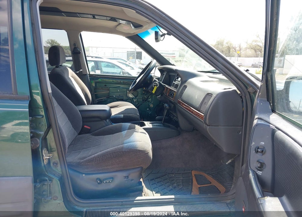 1996 JEEP GRAND CHEROKEE LAREDO VIN: 1J4EZ58Y6TC133524