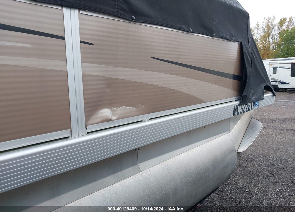 2012 BENNINGTON OTHER VIN: ETW82670F212