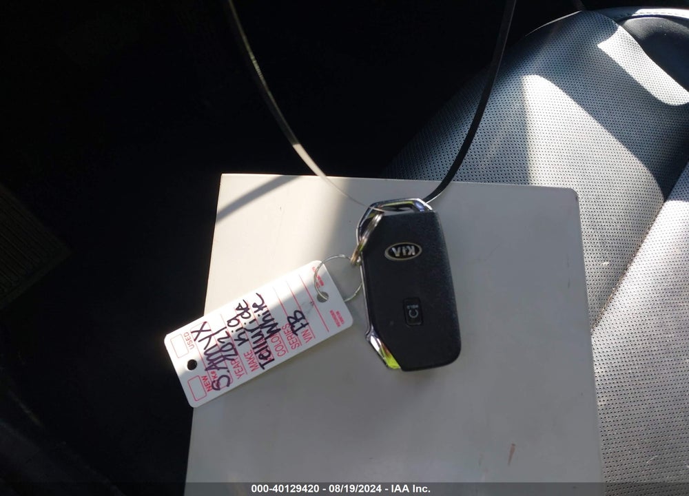2021 KIA TELLURIDE LX VIN: 5XYP24HC4MG122374