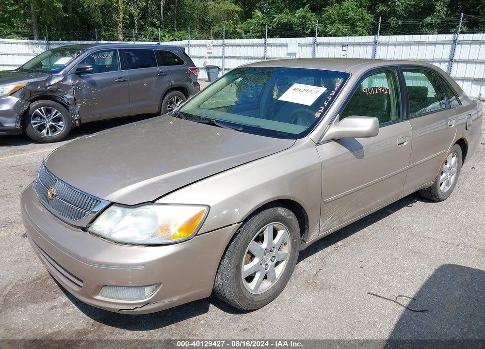 2002 TOYOTA AVALON XLS VIN: 4T1BF28B82U206666
