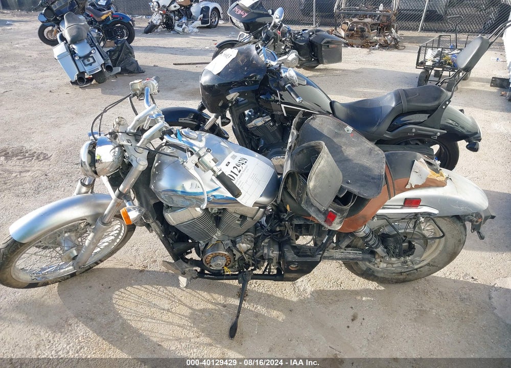 2008 HONDA VT750 C2F VIN: JH2RC53498K110384