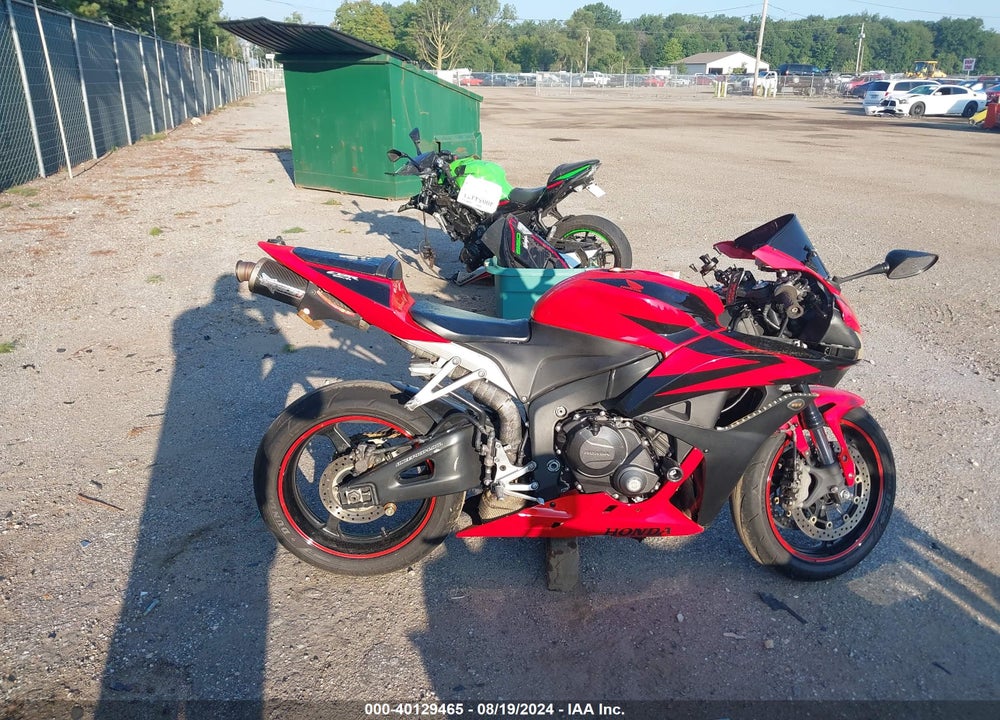 2007 HONDA CBR600 RR VIN: JH2PC40047M000171