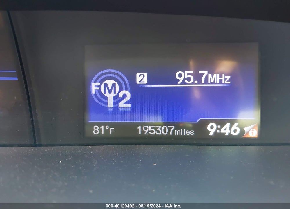 2014 HONDA CIVIC LX VIN: 19XFB2F59EE246031