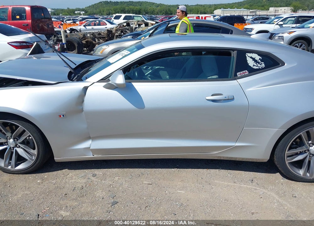 2018 CHEVROLET CAMARO 1LT VIN: 1G1FB1RS9J0124664