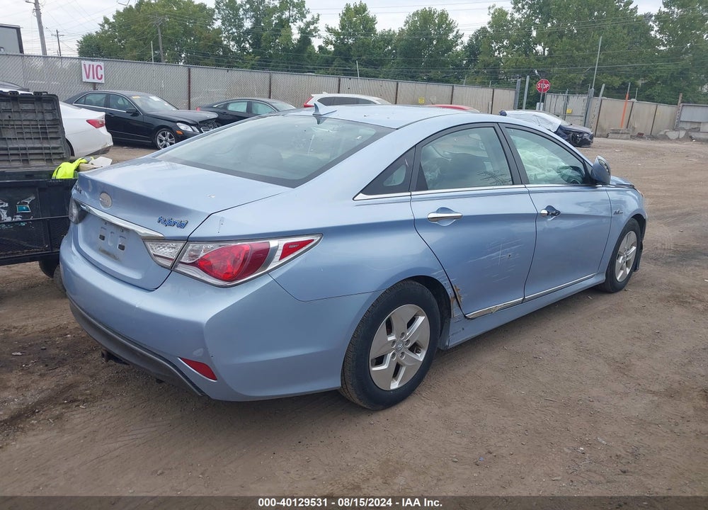 2011 HYUNDAI SONATA HYBRID VIN: KMHEC4A46BA001166