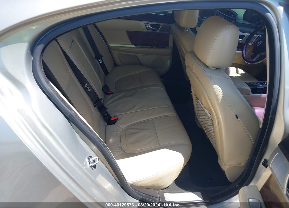 2012 JAGUAR XF VIN: SAJWA0FB9CLS38756