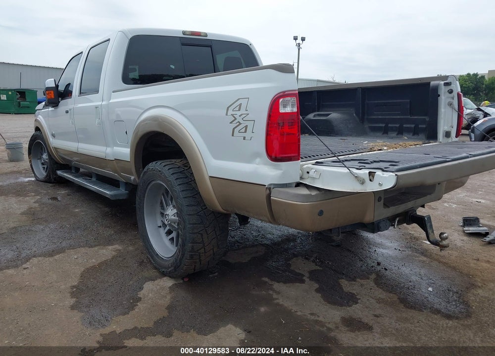 2011 FORD F-350 LARIAT VIN: 1FT8W3BT5BEA97275