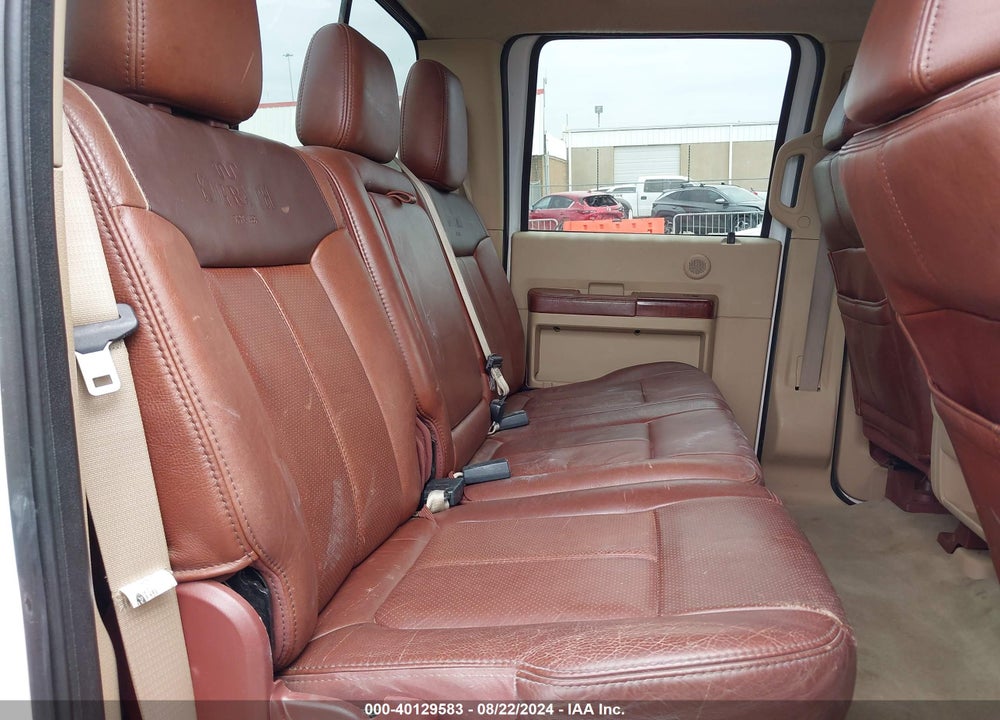 2011 FORD F-350 LARIAT VIN: 1FT8W3BT5BEA97275