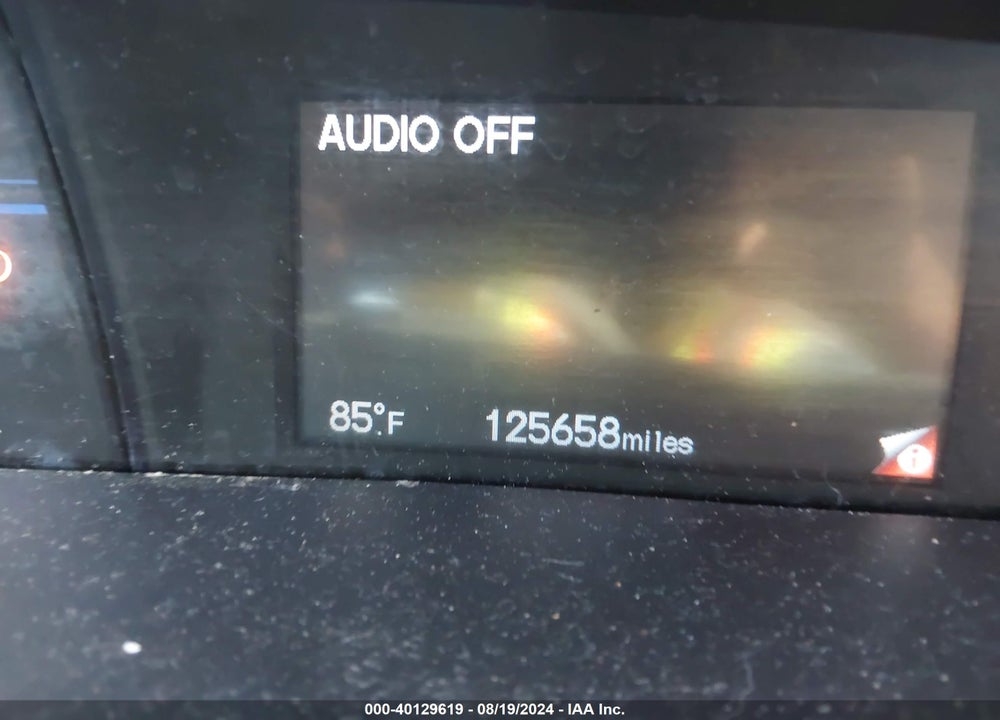 2014 HONDA CIVIC LX VIN: 19XFB2F57EE014706