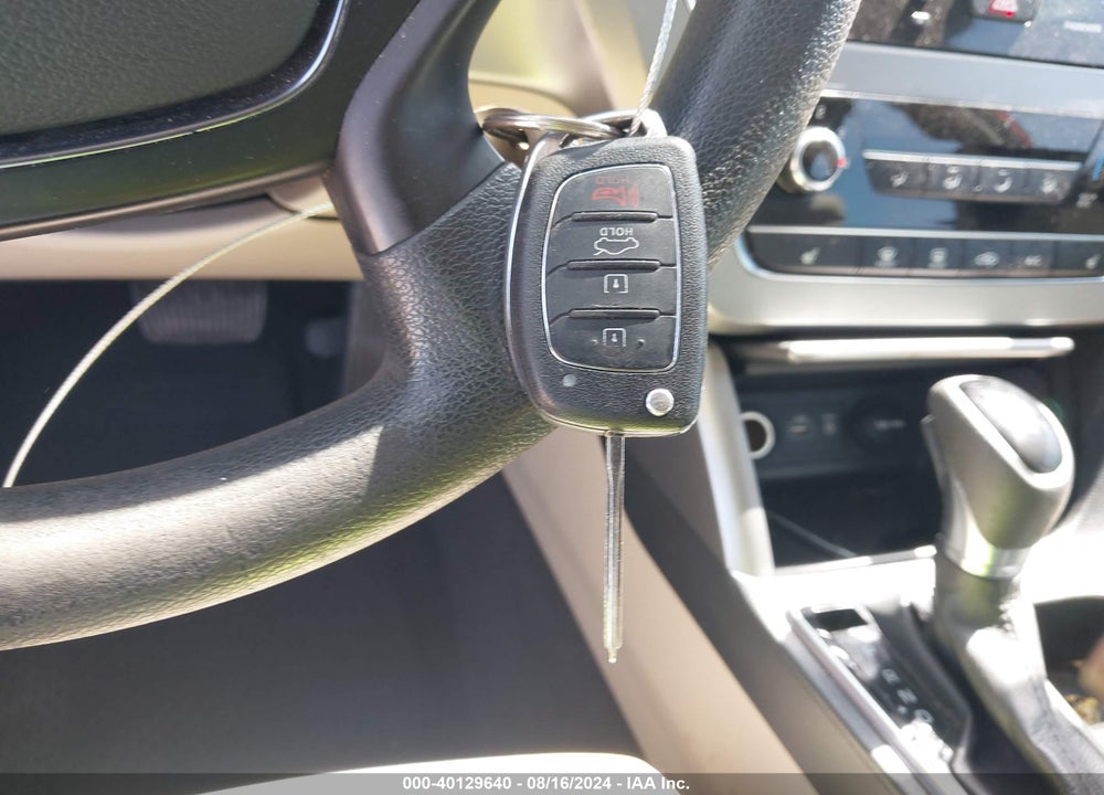 2015 HYUNDAI SONATA SPORT VIN: 5NPE34AF8FH194117