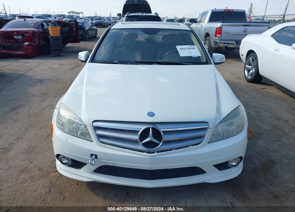 2010 MERCEDES-BENZ C 300 LUXURY/SPORT VIN: WDDGF5EB4AR130595