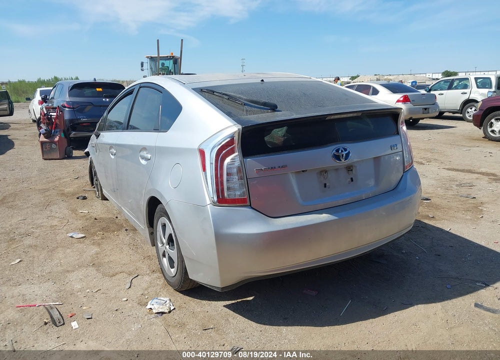 2013 TOYOTA PRIUS FOUR VIN: JTDKN3DU6D5687213