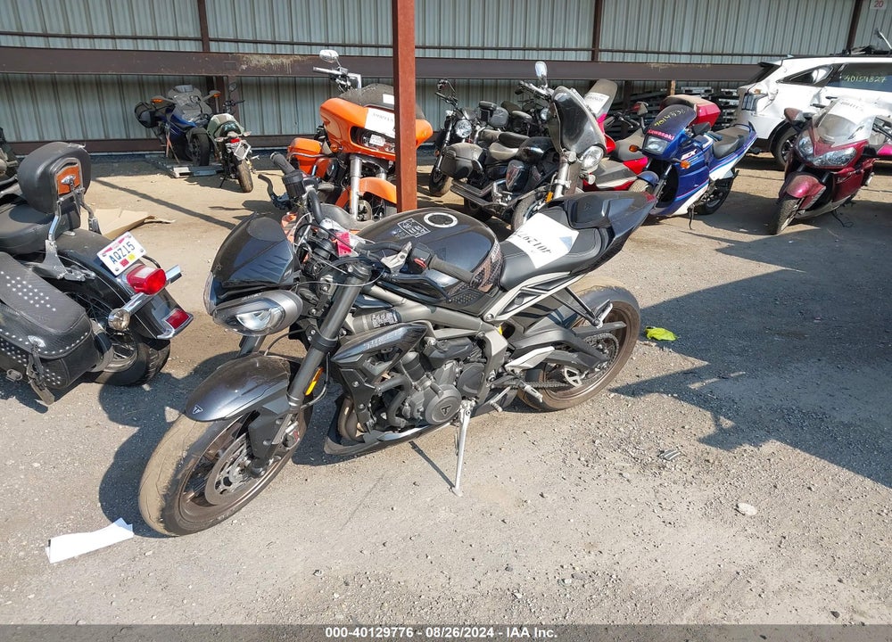 2023 TRIUMPH MOTORCYCLE STREET TRIPLE RS VIN: SMTA554S6PTBE2151