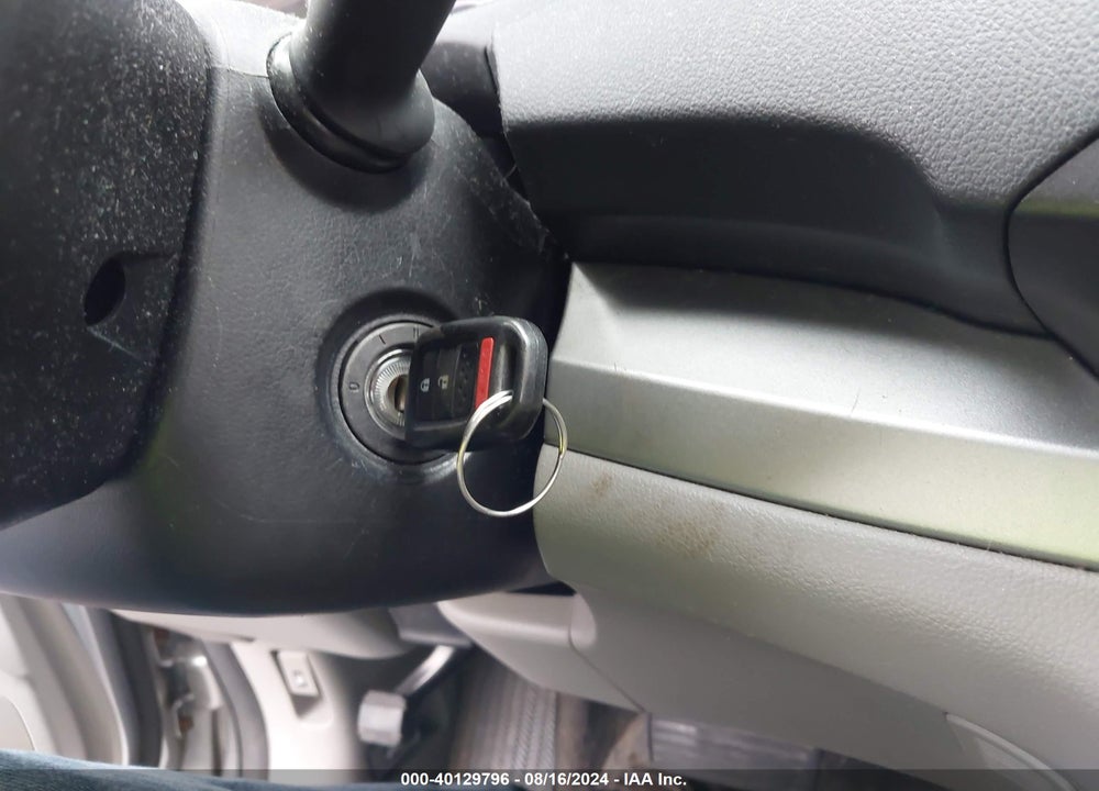 2014 HONDA CR-V LX VIN: 2HKRM4H37EH671824