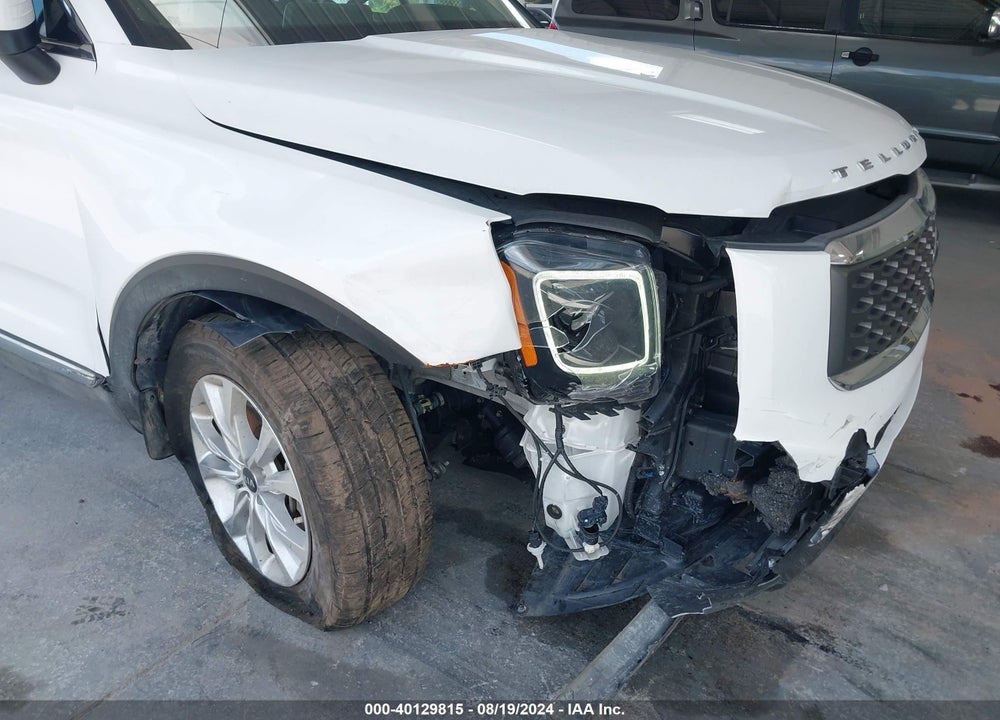 2020 KIA TELLURIDE LX VIN: 5XYP24HC6LG072446