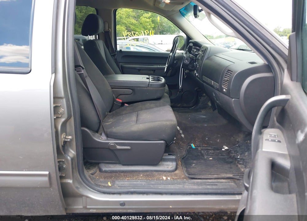 2013 CHEVROLET SILVERADO 1500 LT VIN: 3GCPKSE7XDG351218