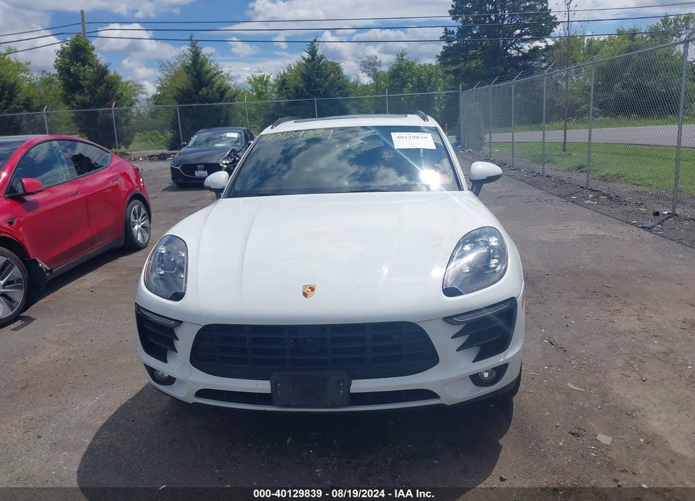 2017 PORSCHE MACAN S VIN: WP1AB2A53HLB19531