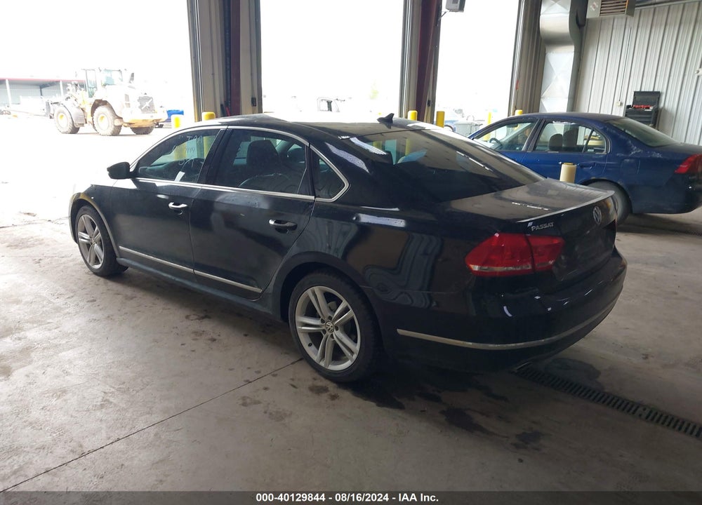 2014 VOLKSWAGEN PASSAT 2.0L TDI SEL PREMIUM VIN: 1VWCN7A3XEC049967