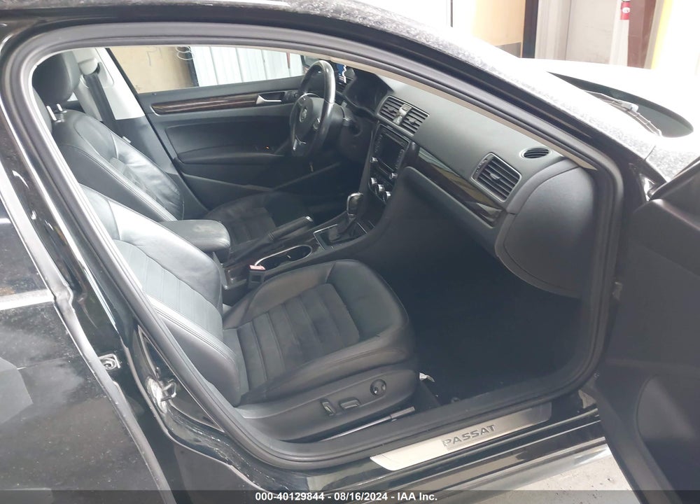 2014 VOLKSWAGEN PASSAT 2.0L TDI SEL PREMIUM VIN: 1VWCN7A3XEC049967