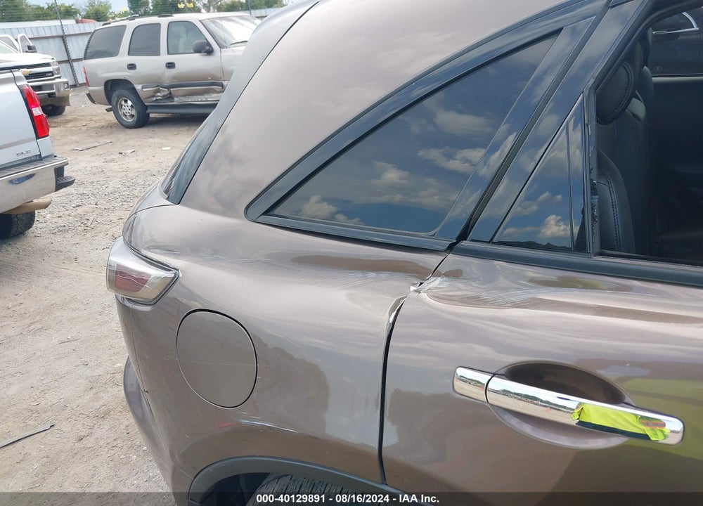 2005 INFINITI FX35 VIN: JNRAS08W75X204848