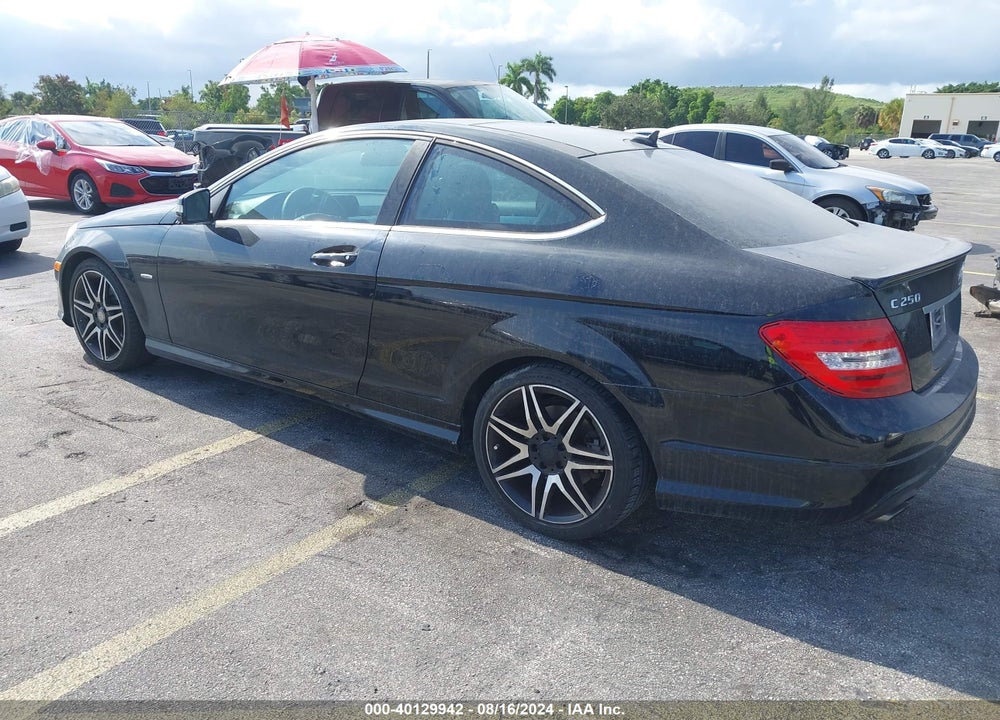 2013 MERCEDES-BENZ C 250 VIN: WDDGJ4HB0DF999141