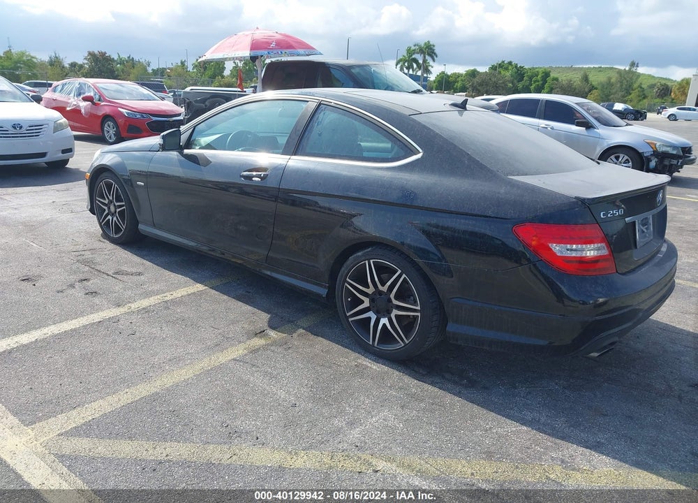 2013 MERCEDES-BENZ C 250 VIN: WDDGJ4HB0DF999141