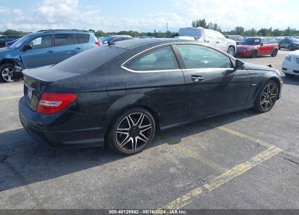 2013 MERCEDES-BENZ C 250 VIN: WDDGJ4HB0DF999141