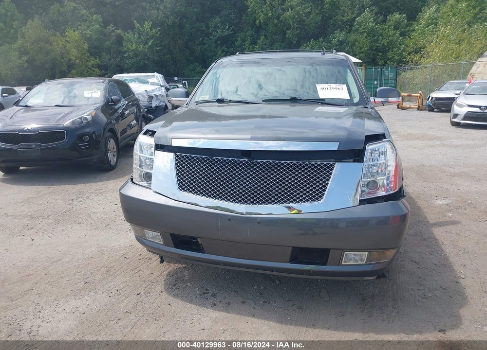 2014 CADILLAC ESCALADE LUXURY VIN: 1GYS4BEFXER180123