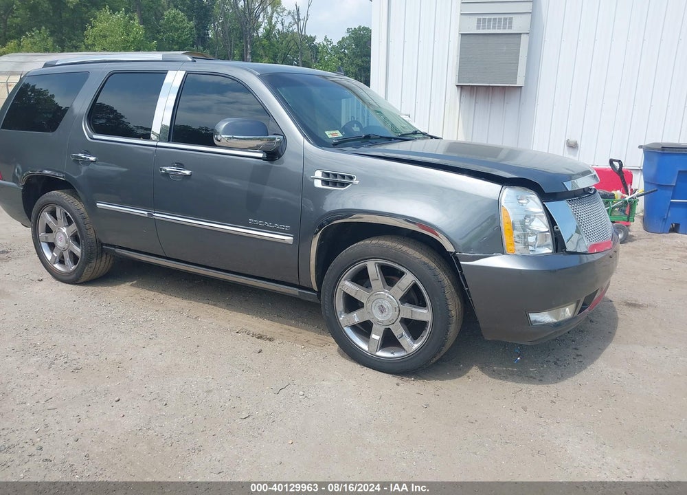 2014 CADILLAC ESCALADE LUXURY VIN: 1GYS4BEFXER180123