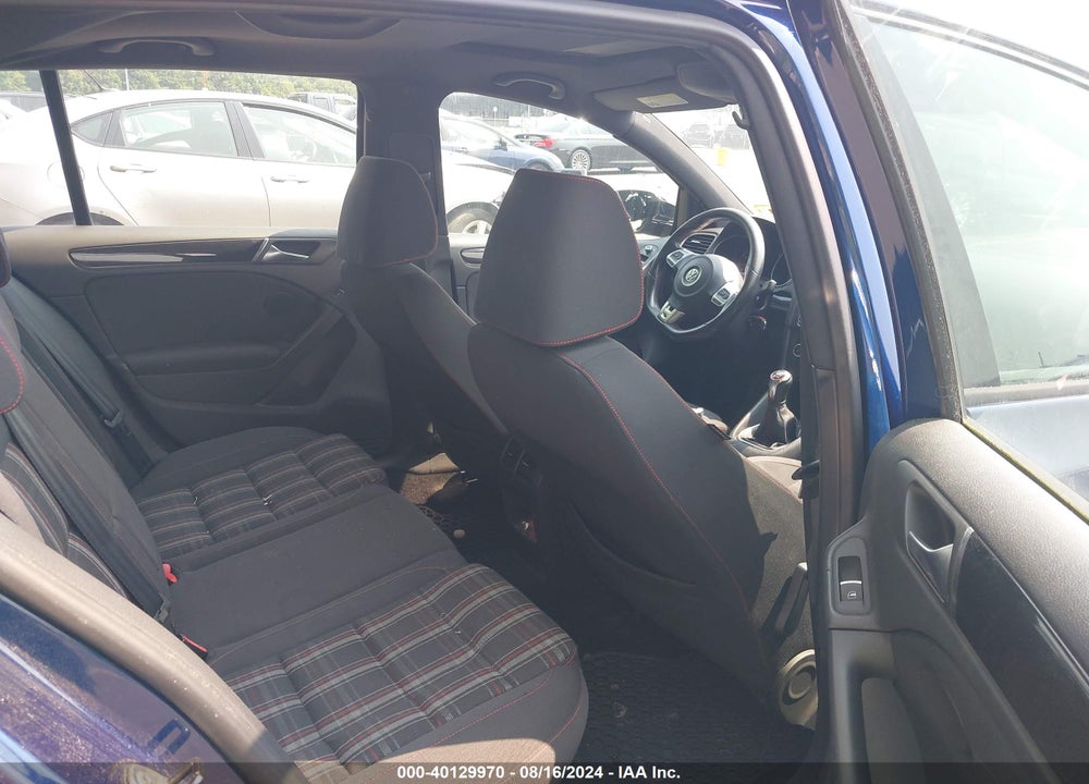 2010 VOLKSWAGEN GTI 4-DOOR VIN: WVWGV7AJ4AW402974