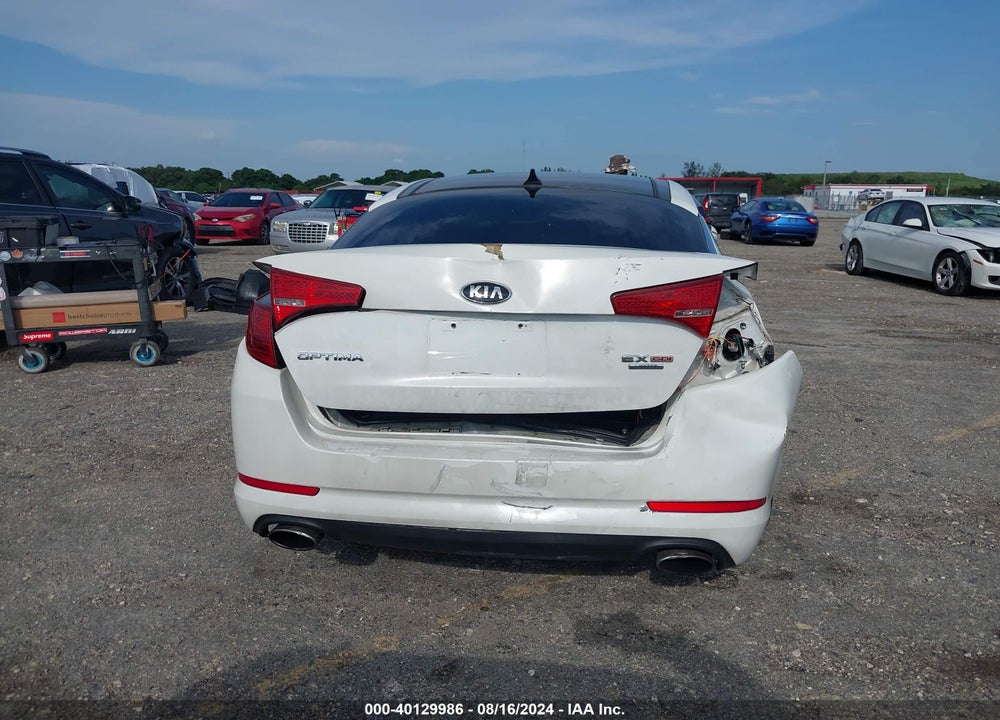 2011 KIA OPTIMA VIN: KNAGN4A72B5086000