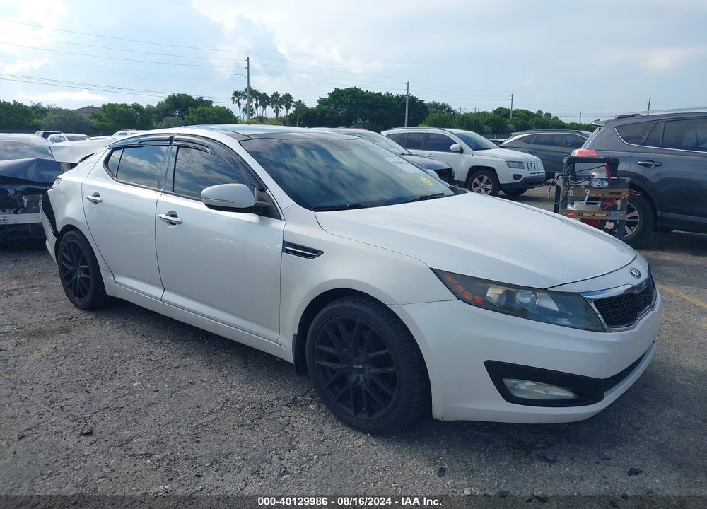 2011 KIA OPTIMA VIN: KNAGN4A72B5086000