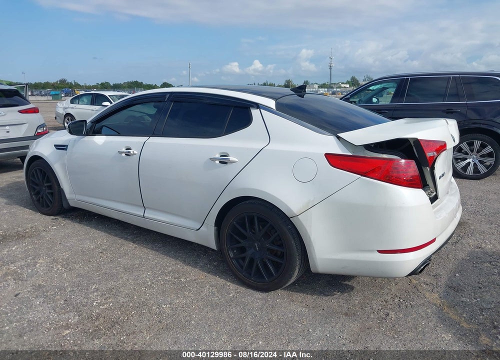 2011 KIA OPTIMA VIN: KNAGN4A72B5086000
