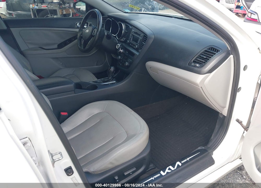 2011 KIA OPTIMA VIN: KNAGN4A72B5086000
