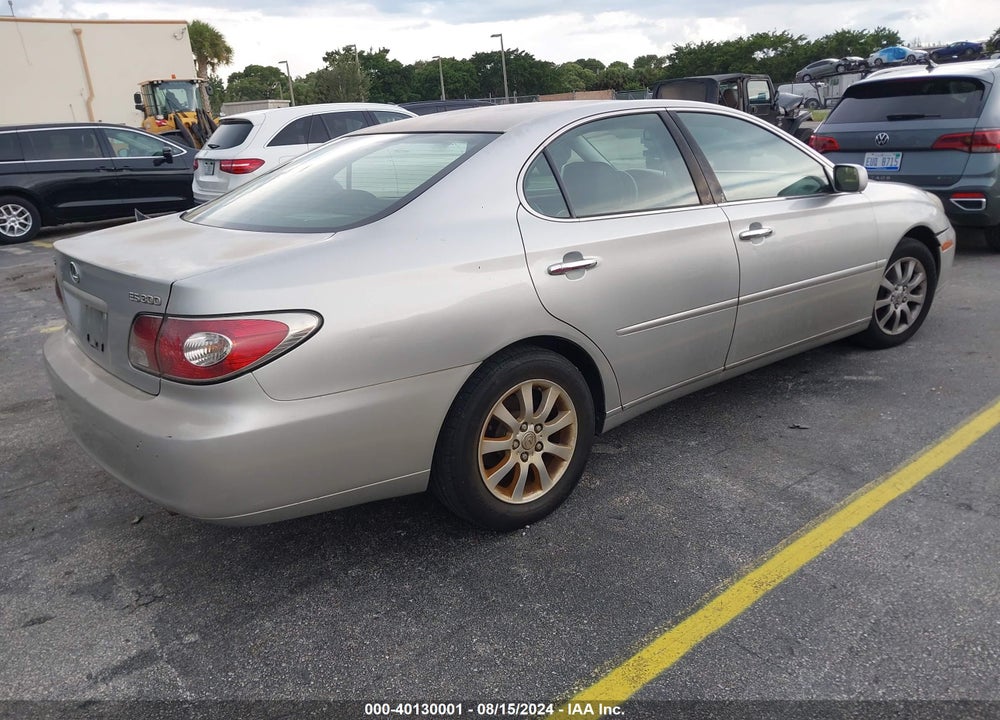 2002 LEXUS ES 300 VIN: JTHBF30G420038449