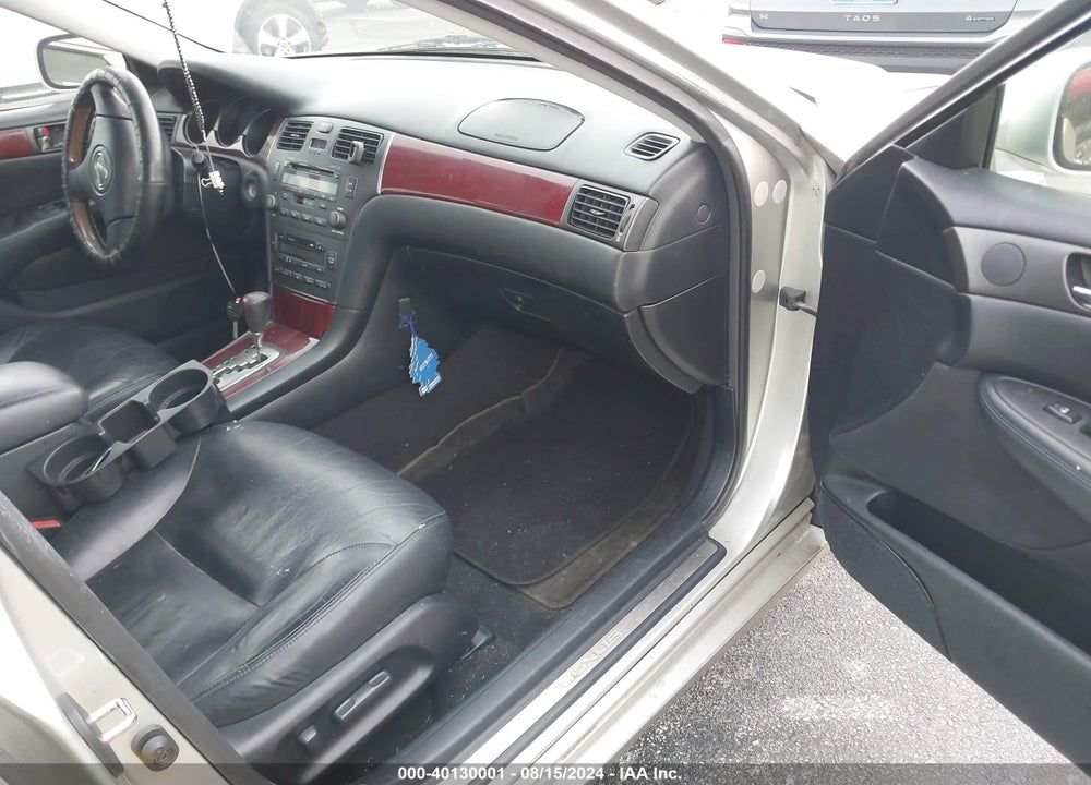 2002 LEXUS ES 300 VIN: JTHBF30G420038449