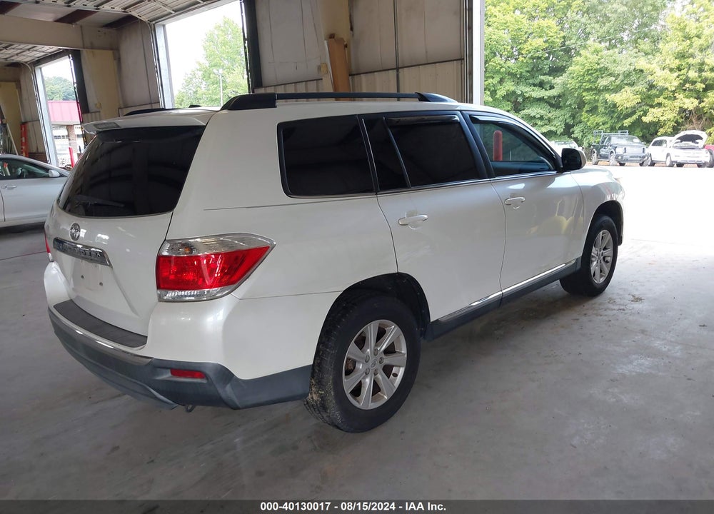 2011 TOYOTA HIGHLANDER VIN: 5TDZA3EH4BS010941