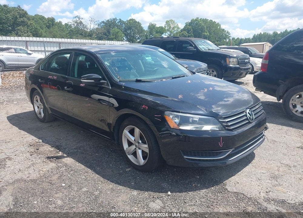2013 VOLKSWAGEN PASSAT 2.5L SE VIN: 1VWBP7A37DC092523