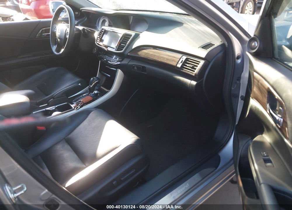 2016 HONDA ACCORD EX-L VIN: 1HGCR2F88GA122266